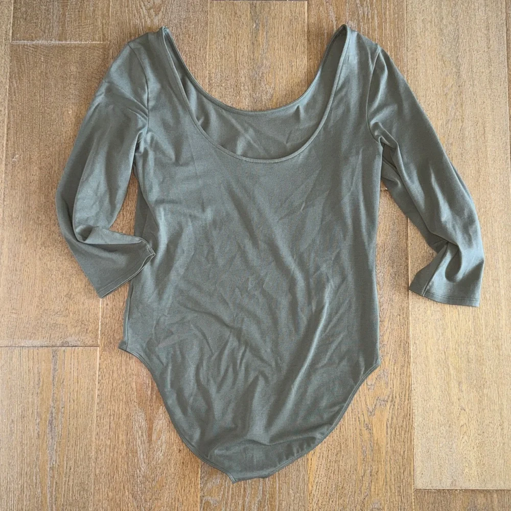 express bodysuit - Picture 2 of 3